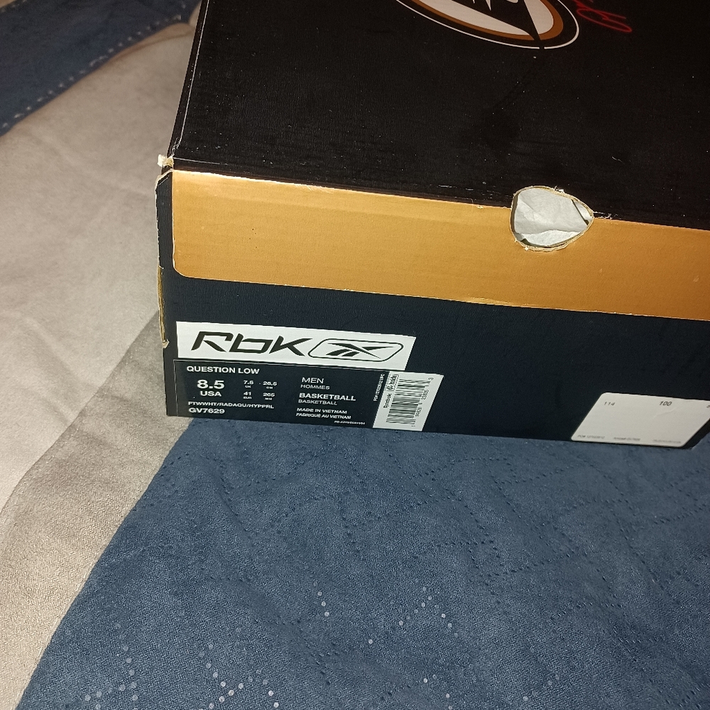 Reebok - Picture 7 of 7